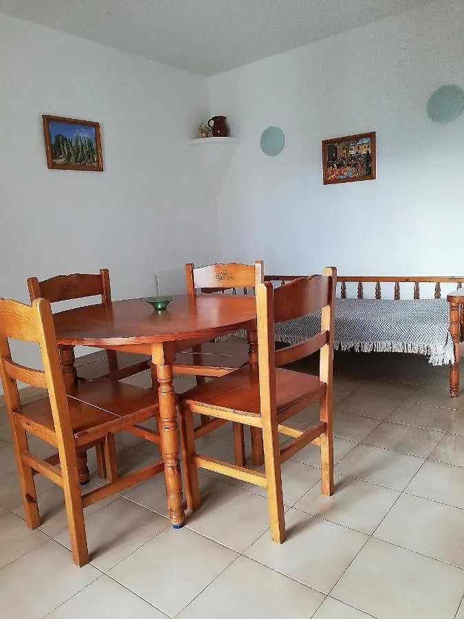 Apartamentos Can Salas Cala Figuera