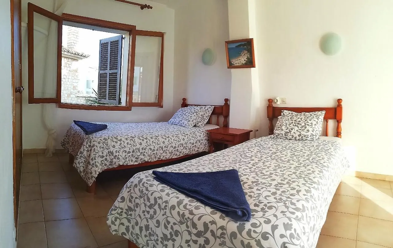 Apartamentos Can Salas Cala Figuera  Spagna