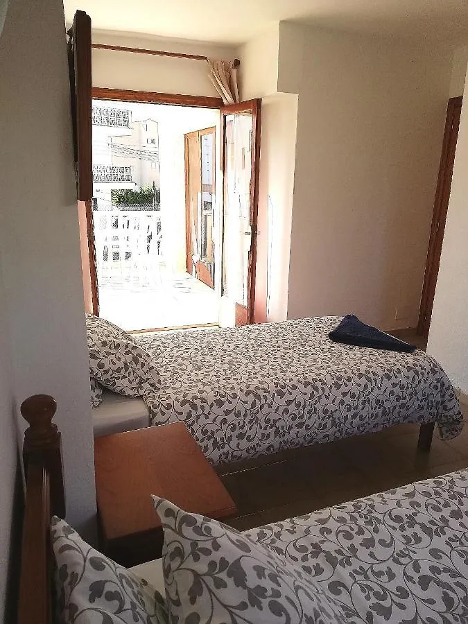 Apartamentos Can Salas Cala Figuera